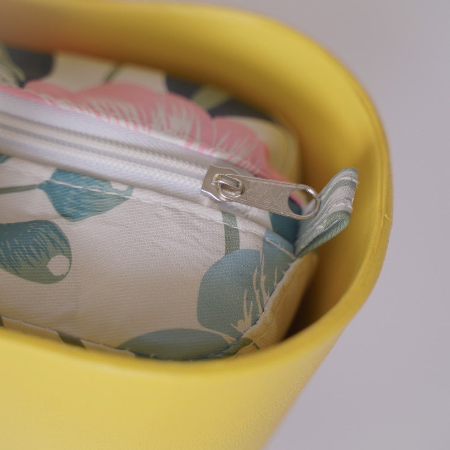 Durable and Stylish REZETTA EVA Bag Color: LEMON YELLOW