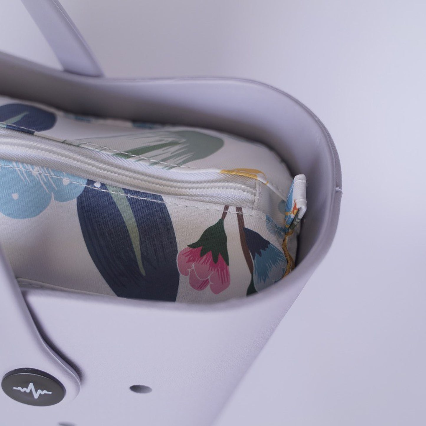 Durable and Stylish REZETTA EVA Bag Color: LAVANDER
